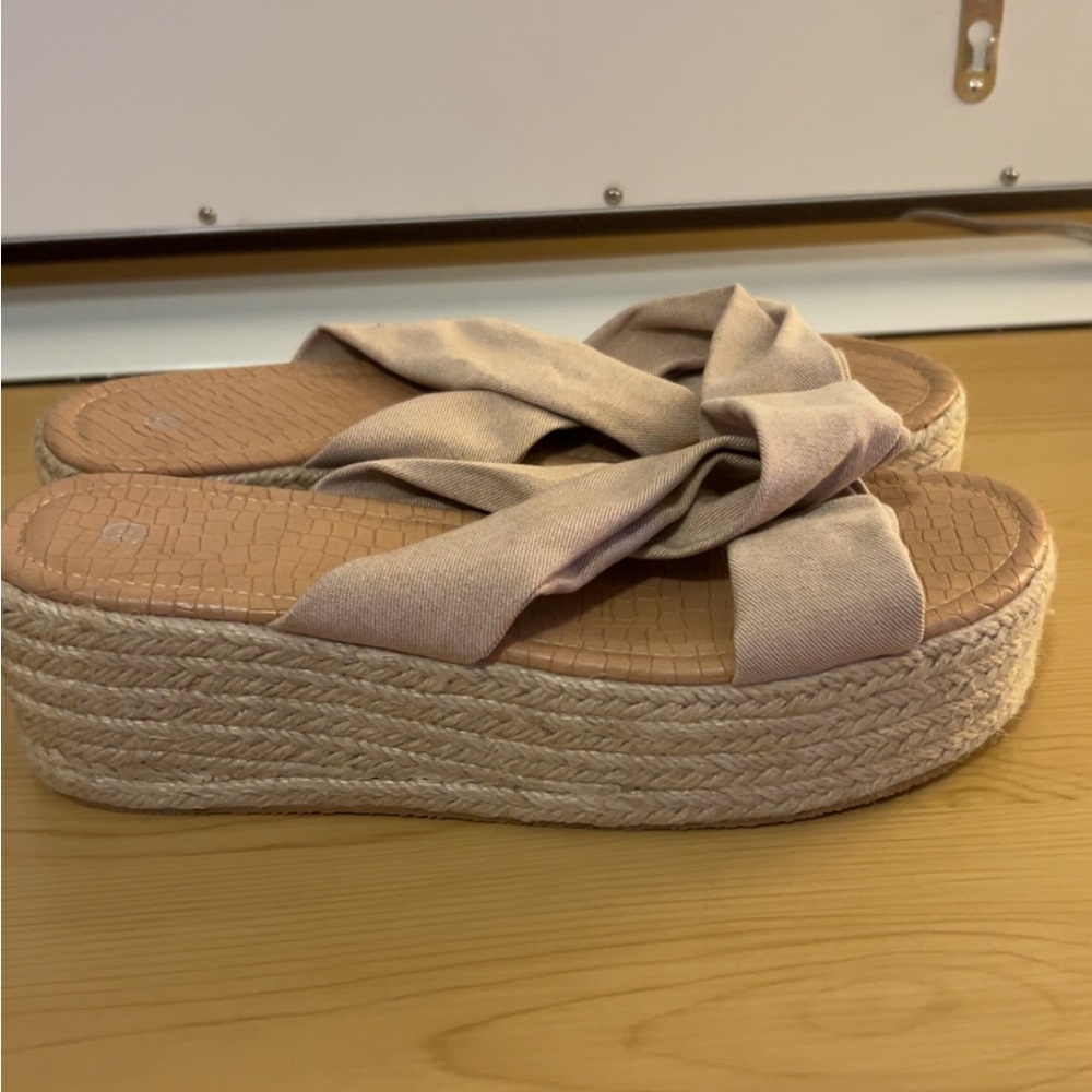 Women's Tan Espadrille Platform Sandals